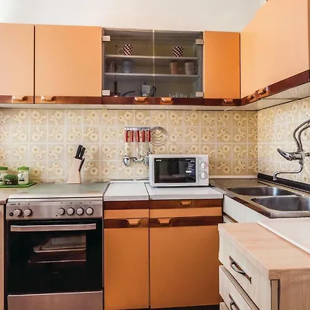 Two-bedroom In زادار